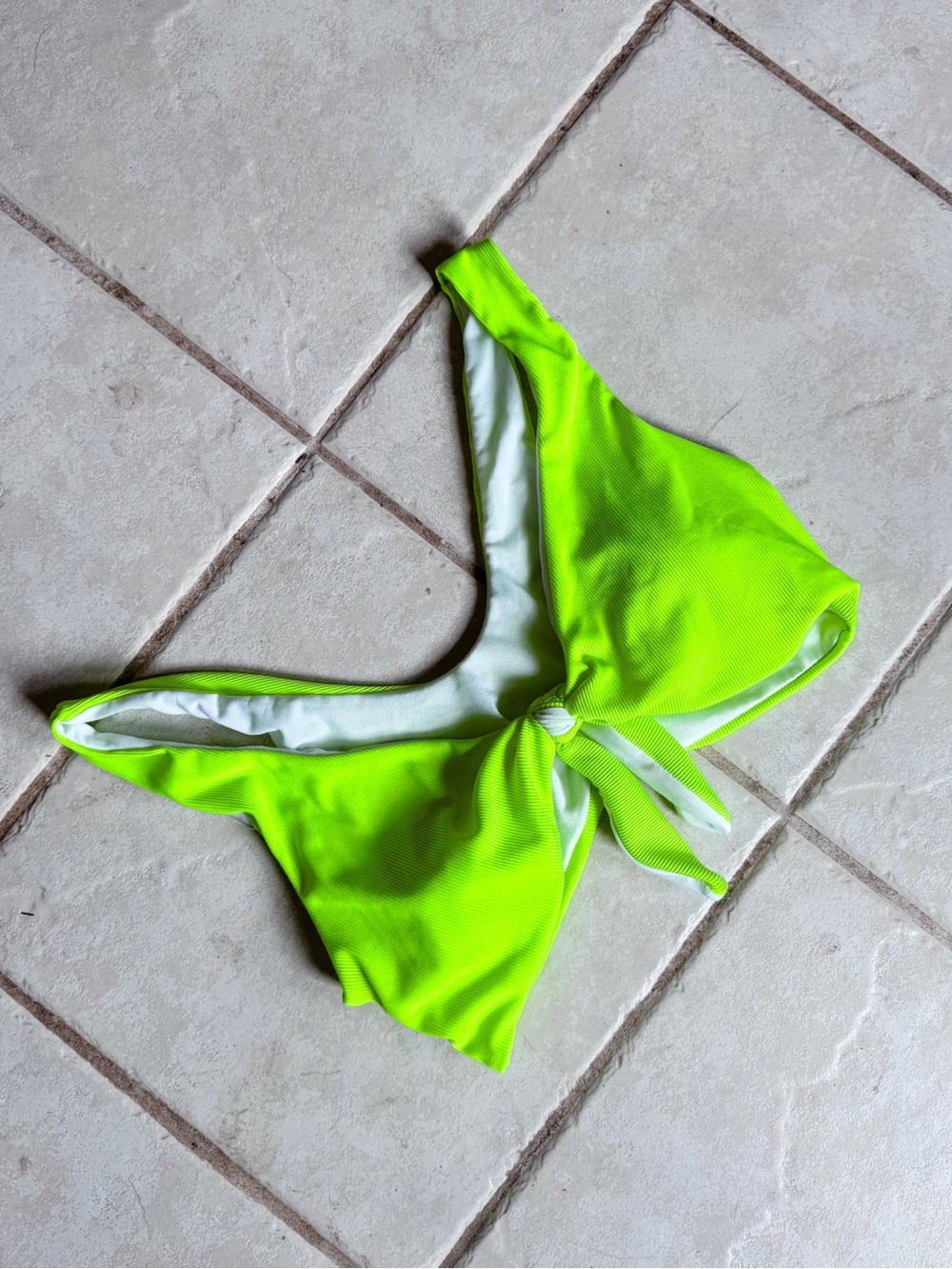 Amazon • Bikini Top